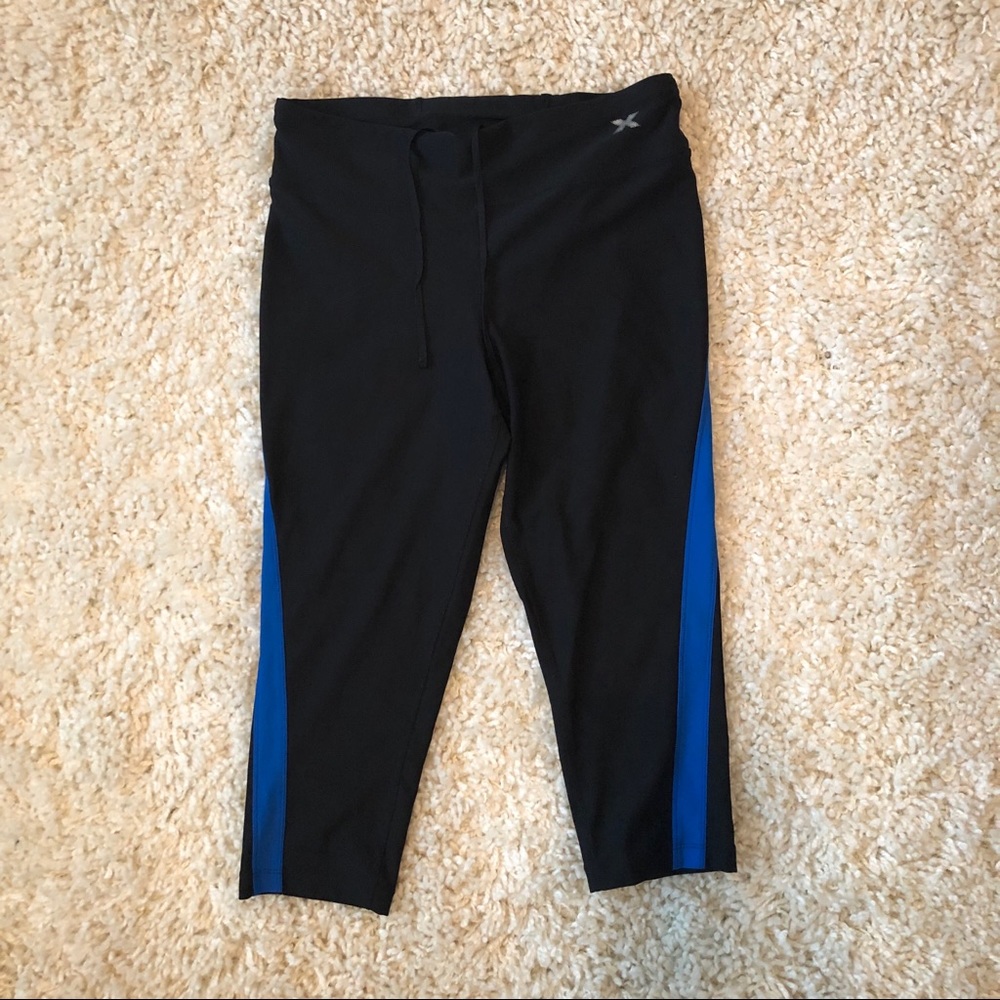 8 Xersion Leggings Capris Large Medium - Picture 5 of 7